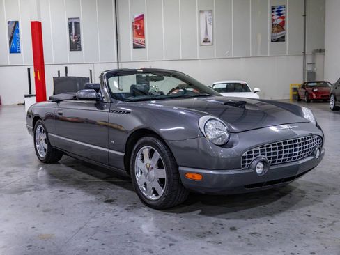 Used 2003 Ford Thunderbird RWD image 8
