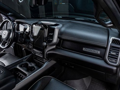 Used 2022 RAM 3500 Laramie image 17