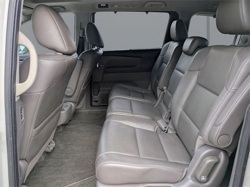 Used 2017 Honda Odyssey Touring Elite image 14