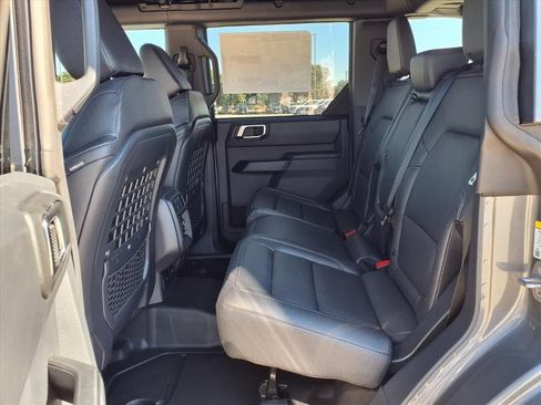 New 2025 Ford Bronco Big Bend w/ Black Diamond Package image 27