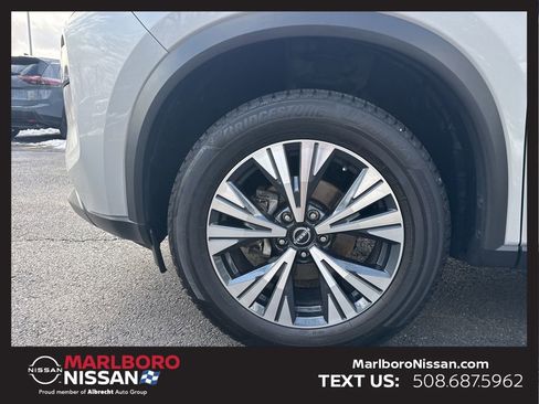 Certified 2023 Nissan Rogue SV image 11