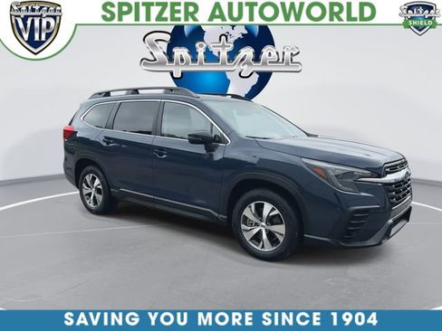 Used 2023 Subaru Ascent Premium w/ Convenience Package AWD/4WD image 2