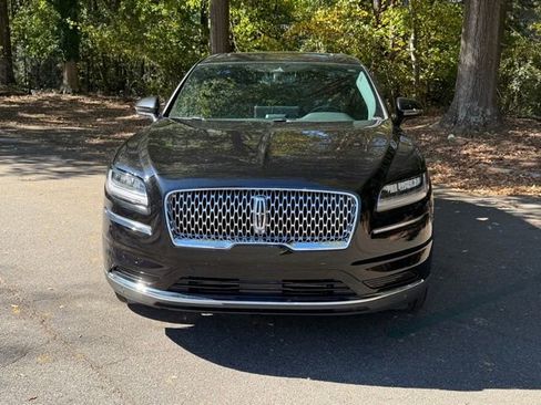 Used 2022 Lincoln Nautilus Reserve w/ Equipment Group 201A image 2