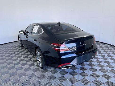 Used 2022 Genesis G70 3.3T RWD image 5