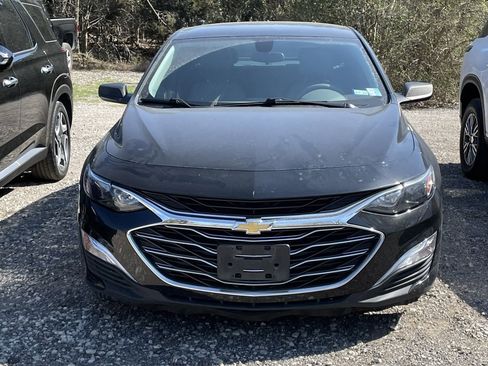 Used 2022 Chevrolet Malibu LS image 2