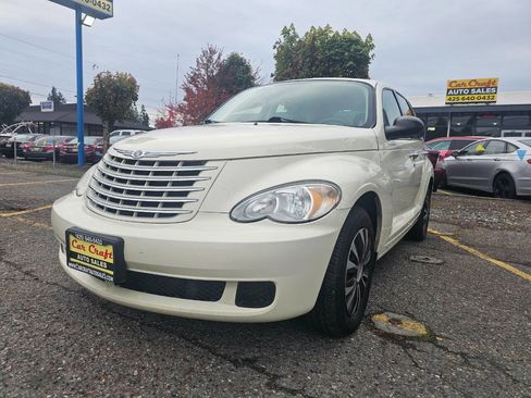 Used 2007 Chrysler PT Cruiser image 2