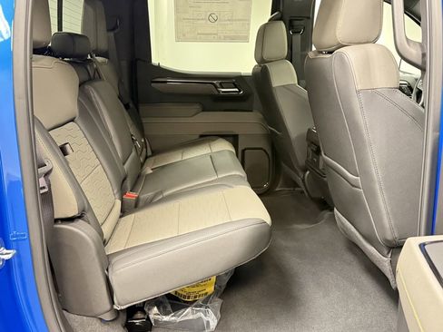 New 2026 Chevrolet Silverado 1500 ZR2 image 18