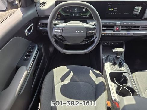 Used 2025 Kia K4 FWD image 12