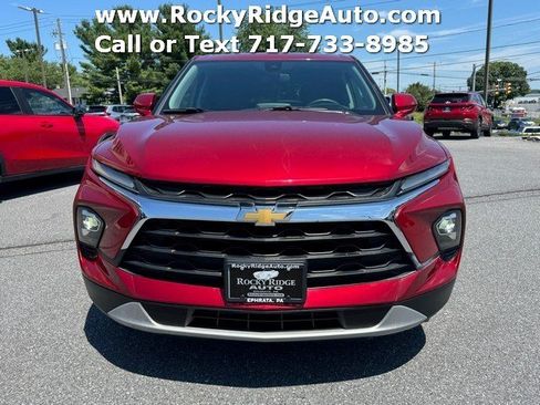 Used 2023 Chevrolet Blazer LT AWD/4WD image 2
