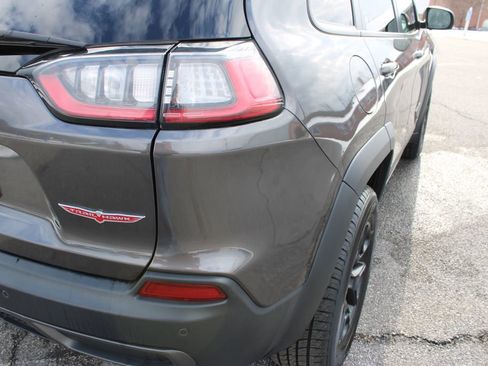 Used 2021 Jeep Cherokee Trailhawk w/ Comfort/Convenience Group image 44