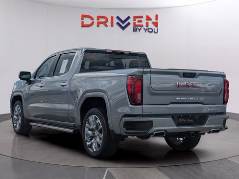 Used 2024 GMC Sierra 1500 Denali w/ Denali Reserve Package AWD/4WD image 3