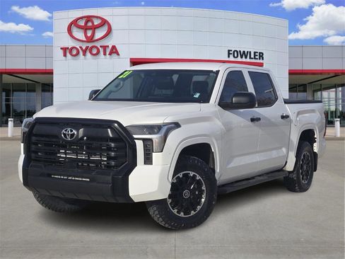 Used 2024 Toyota Tundra SR image 1