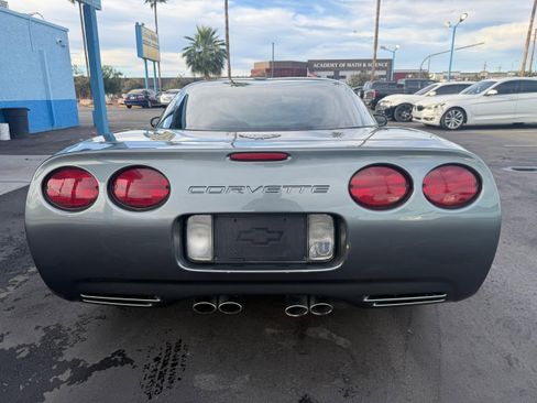 Used 2003 Chevrolet Corvette Coupe w/ Preferred Equipment Group image 4