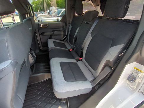 Used 2025 Ford Bronco Big Bend AWD/4WD image 15