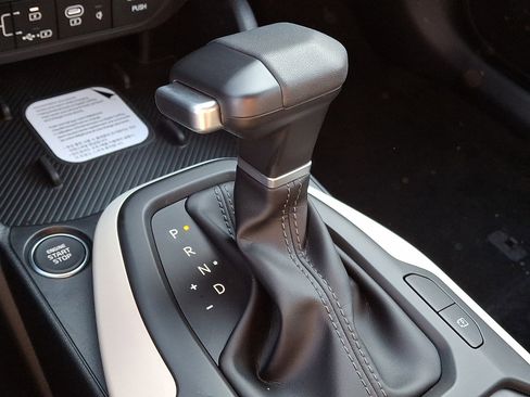 New 2025 Kia K4 GT-Line w/ GT-Line Sunroof Package image 8