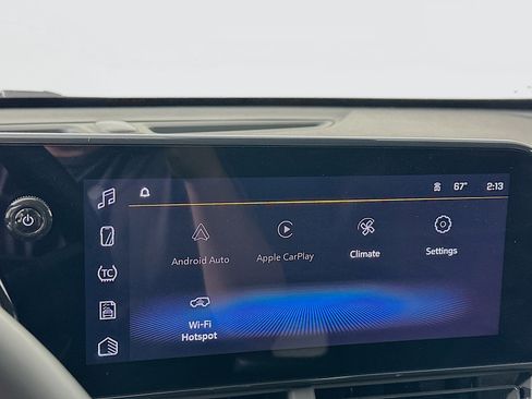 Used 2025 Chevrolet Trax LT w/ LT Convenience Package image 21