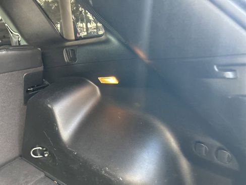 Used 2019 Jeep Cherokee Latitude Plus image 31