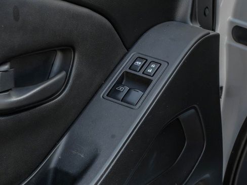 Used 2022 Nissan Frontier S image 44