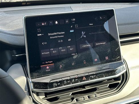 Used 2024 Jeep Compass Limited image 23