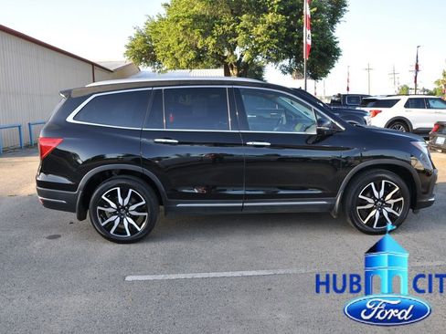 Used 2022 Honda Pilot Elite image 6
