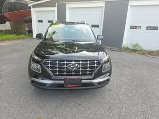 Used 2022 Hyundai Venue SEL w/ Cargo Package FWD video 1