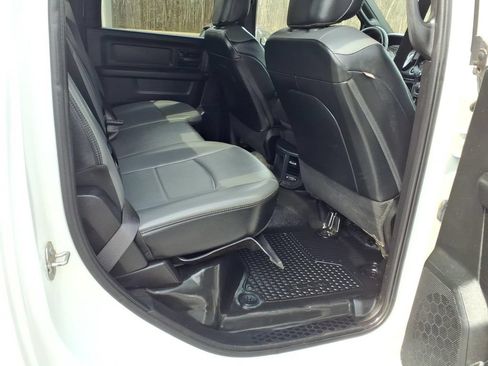 Used 2022 RAM 2500 Tradesman w/ Chrome Appearance Group AWD/4WD image 27