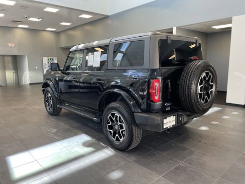 Used 2024 Ford Bronco Outer Banks AWD/4WD image 8