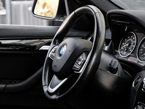 Used 2018 BMW X1 xDrive28i AWD/4WD image 17