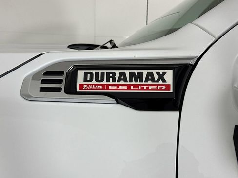 Used 2025 GMC Sierra 3500 Denali image 30