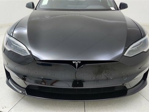 Used 2023 Tesla Model S Standard Range image 8