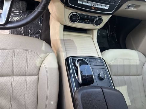 Used 2018 Mercedes-Benz GLE 350 4MATIC image 25
