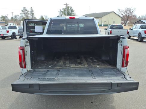Used 2024 Ford F150 Platinum w/ FX4 Off-Road Package image 15