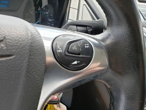 Used 2016 Ford Transit 250 130 Low Roof RWD image 19