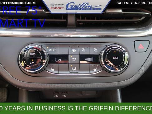 New 2026 Buick Envista Sport Touring w/ Convenience I Package FWD image 17