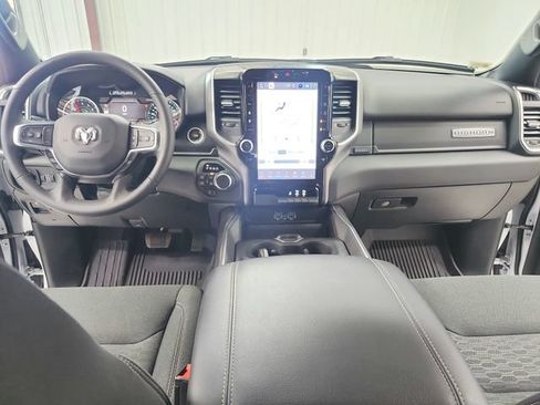 Used 2025 RAM 1500 Big Horn AWD/4WD image 24