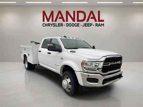New 2024 RAM 4500 SLT w/ Quick Order Package 2YG SLT image 5