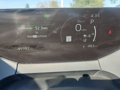 Used 2024 Toyota Prius XLE FWD image 13