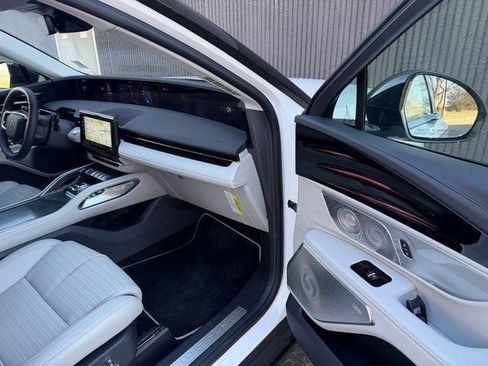 New 2026 Lincoln Nautilus Reserve image 26