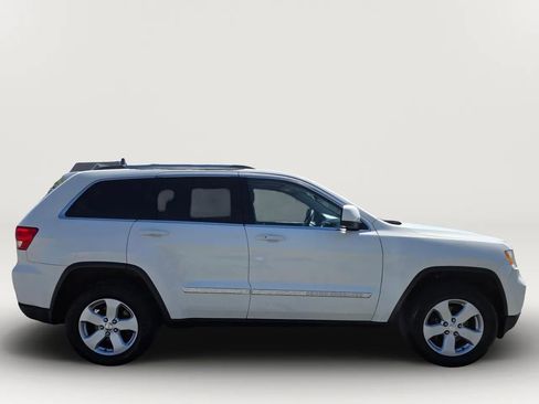 Used 2012 Jeep Grand Cherokee Laredo image 9