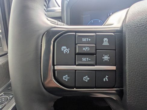 Used 2025 Ford F350 Platinum w/ FX4 Off-Road Package AWD/4WD image 25