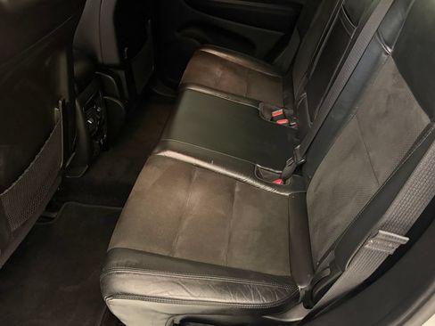 Used 2022 Jeep Grand Cherokee Laredo X RWD image 16