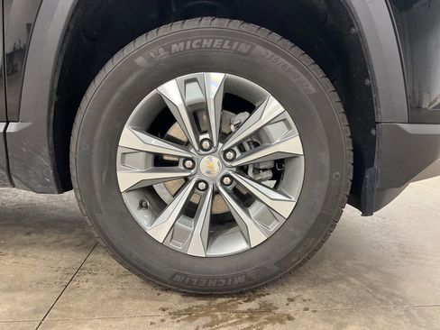 Certified 2025 Chevrolet Equinox LT AWD/4WD image 19