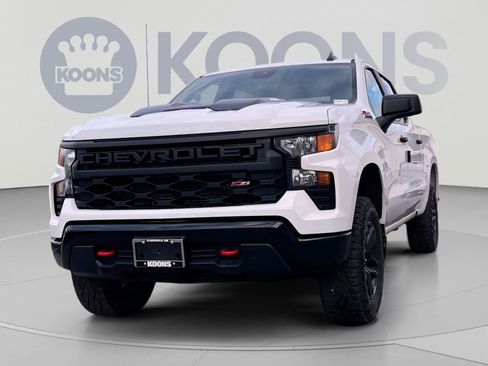 New 2026 Chevrolet Silverado 1500 Custom Trail Boss AWD/4WD image 1