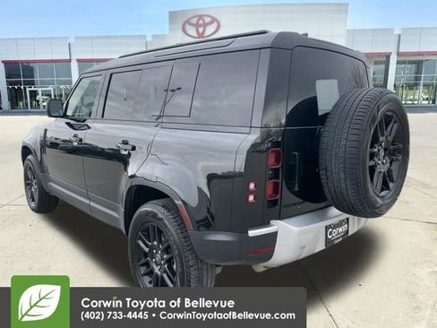 Used 2025 Land Rover Defender 110 S AWD/4WD image 3