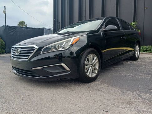 Used 2016 Hyundai Sonata SE FWD image 5