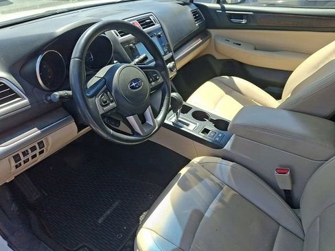 Used 2015 Subaru Outback 2.5i Limited AWD/4WD image 10