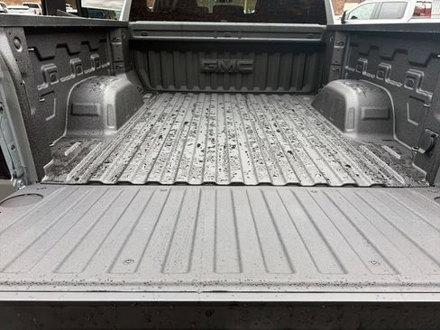 New 2026 GMC Sierra 1500 Elevation image 12