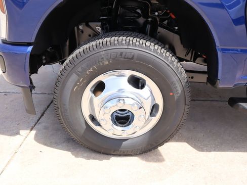 New 2026 Ford F350 XL AWD/4WD image 17