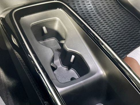 Certified 2023 Volkswagen ID.4 Pro image 16