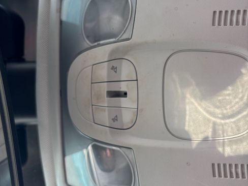 Used 2019 Jeep Renegade Latitude image 29